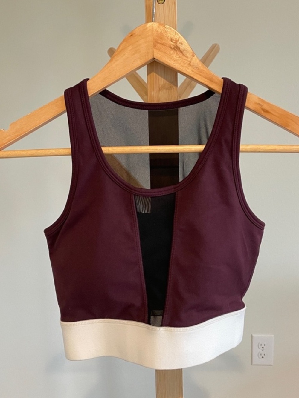Padded Workout Top - Picture 2 of 5
